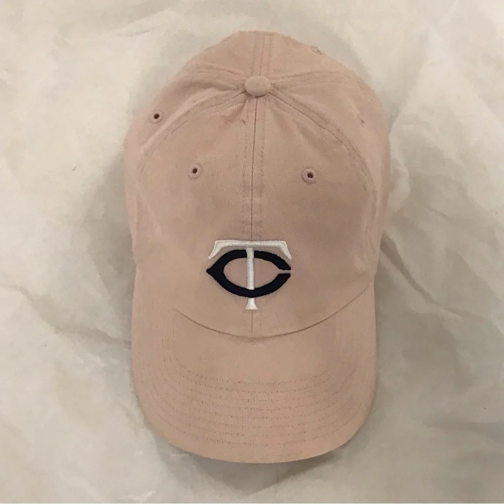 Twins Enterprises a5			hat cap	twins